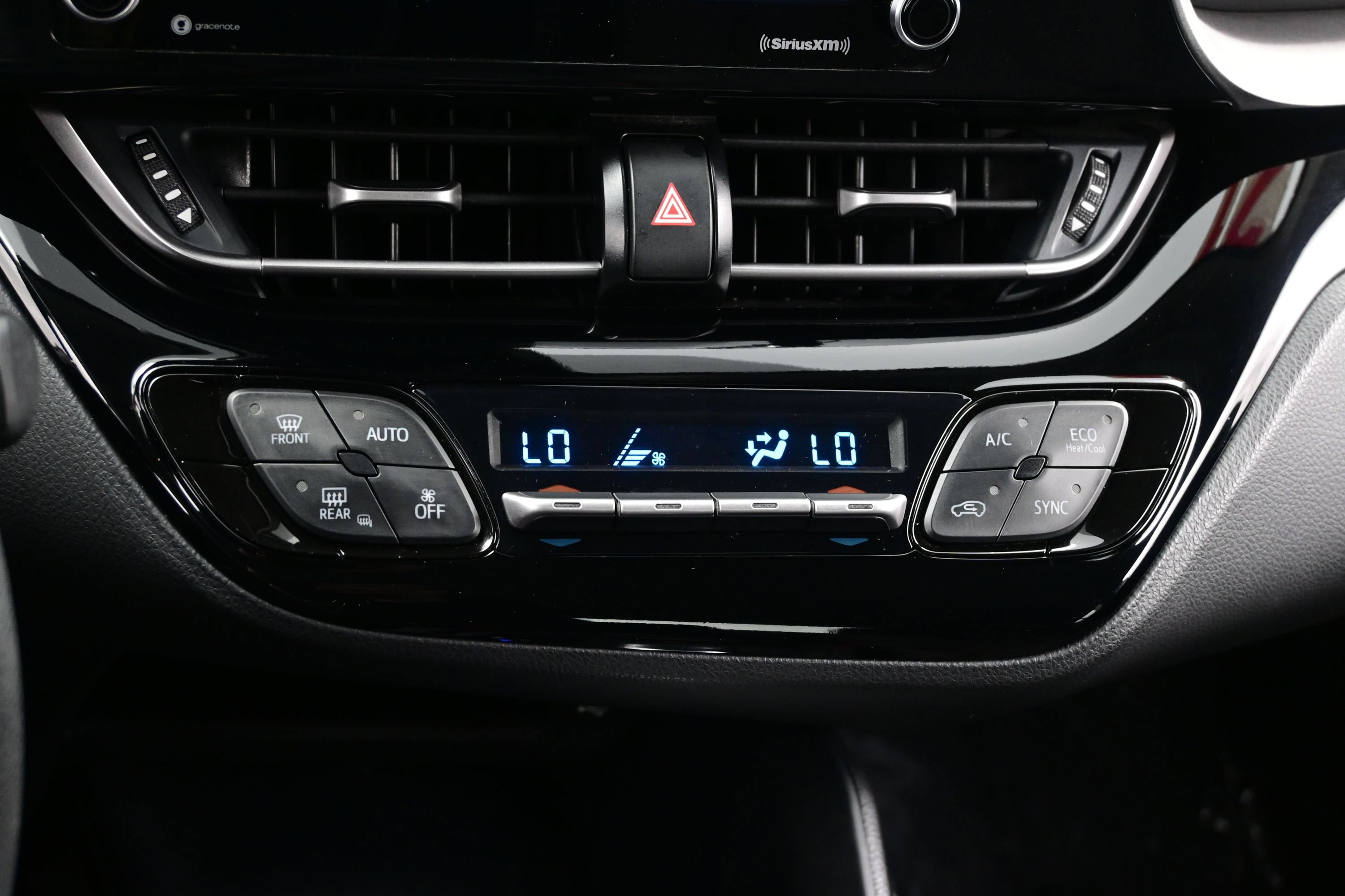Used 2021 Toyota C-HR LE FWD image 19