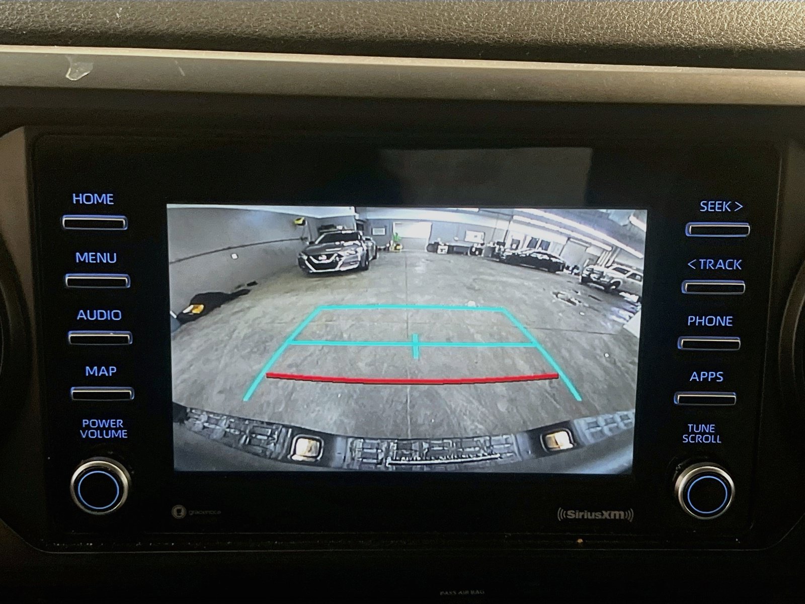 Used 2022 Toyota Tacoma SR RWD image 9