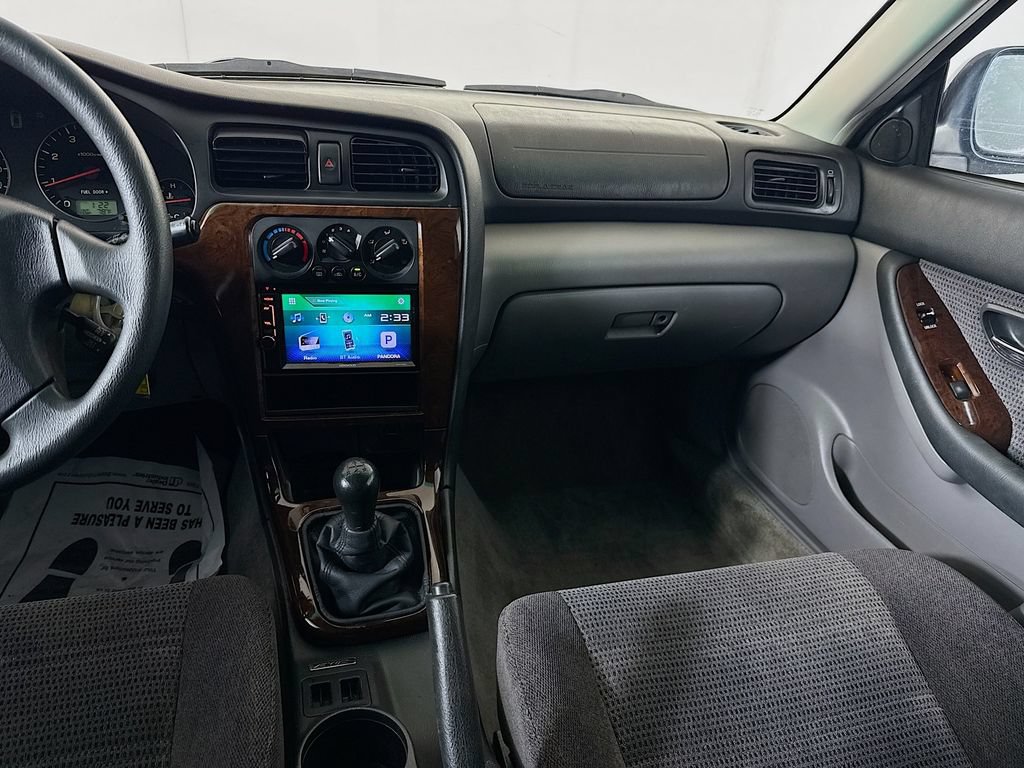 Used 2003 Subaru Outback Wagon AWD/4WD image 27