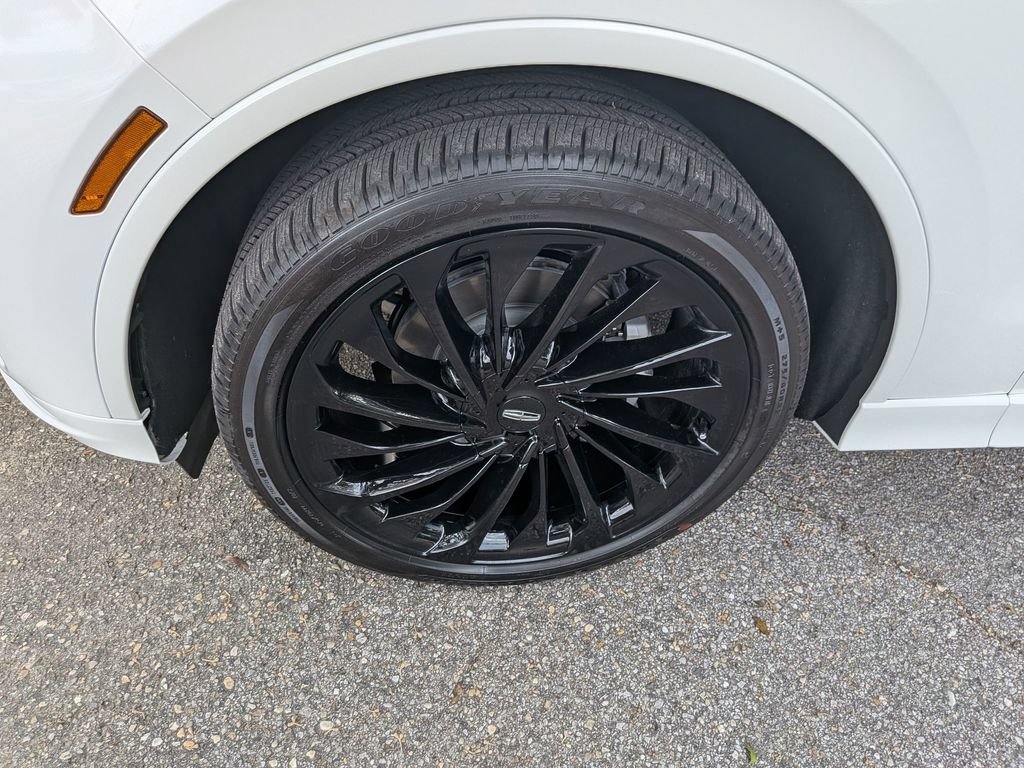New 2026 Lincoln Aviator Reserve w/ Luxury Package RWD image 12
