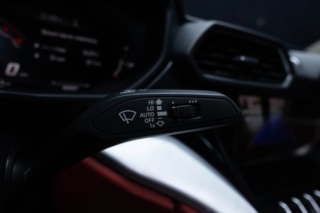 Used 2022 Lamborghini Urus AWD/4WD image 29