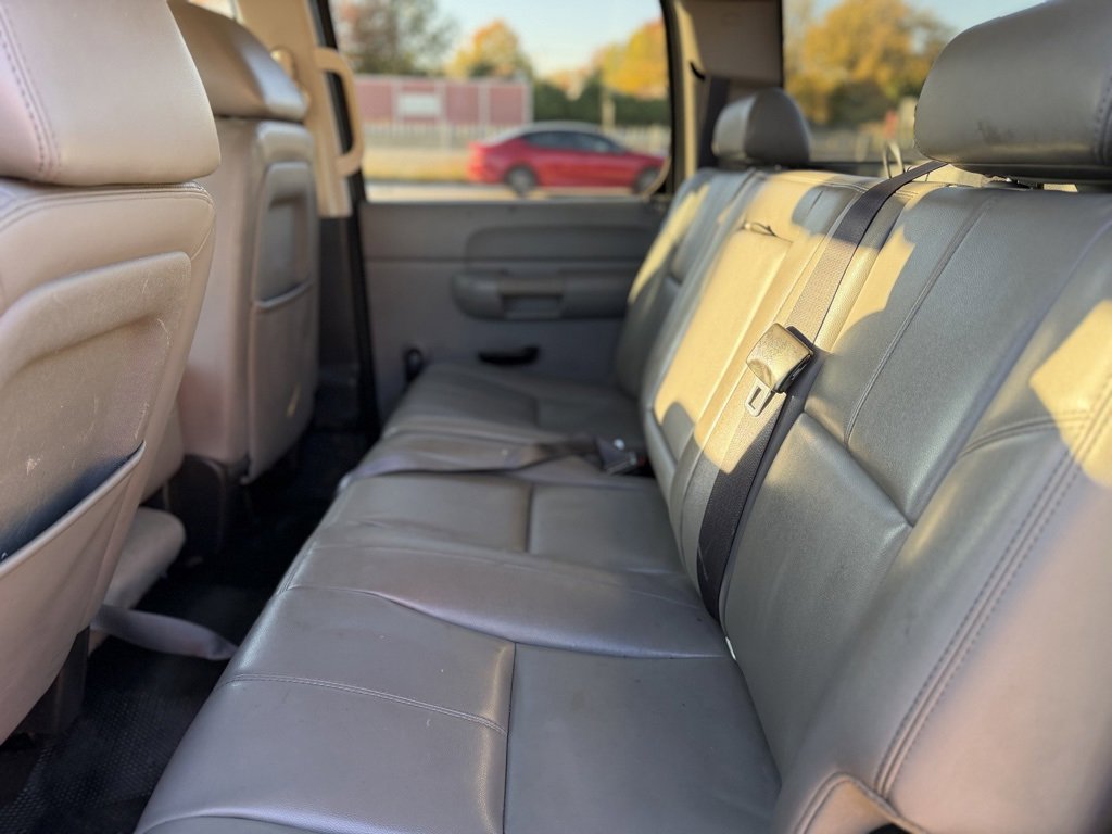 Used 2013 GMC Sierra 3500 W/T w/ Snow Plow Prep Package image 23