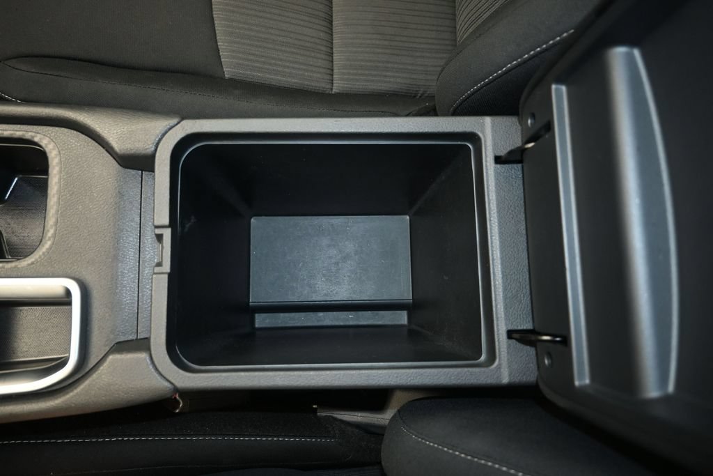 Used 2024 Nissan Sentra SV FWD image 19