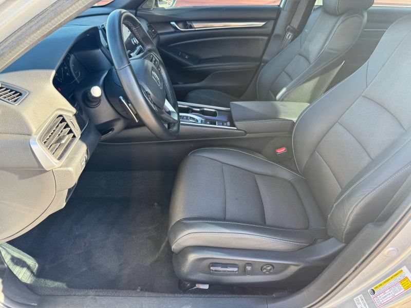 Used 2022 Honda Accord Sport image 9