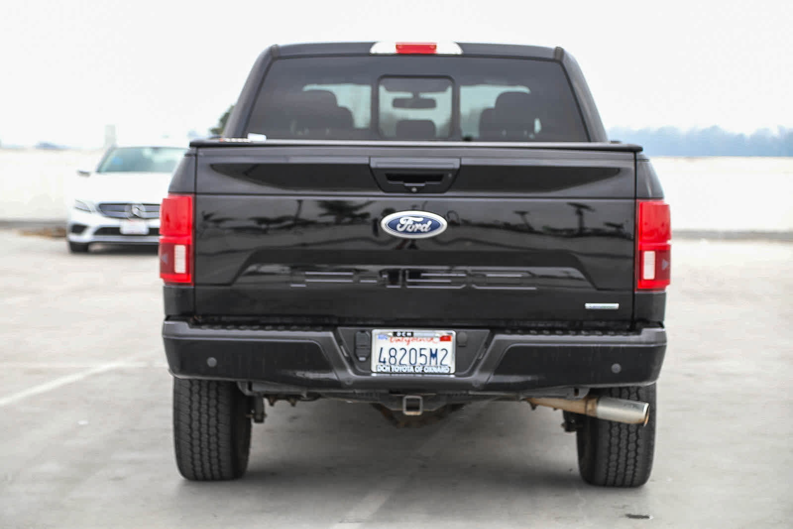 Used 2018 Ford F150 Lariat w/ Equipment Group 502A Luxury image 6