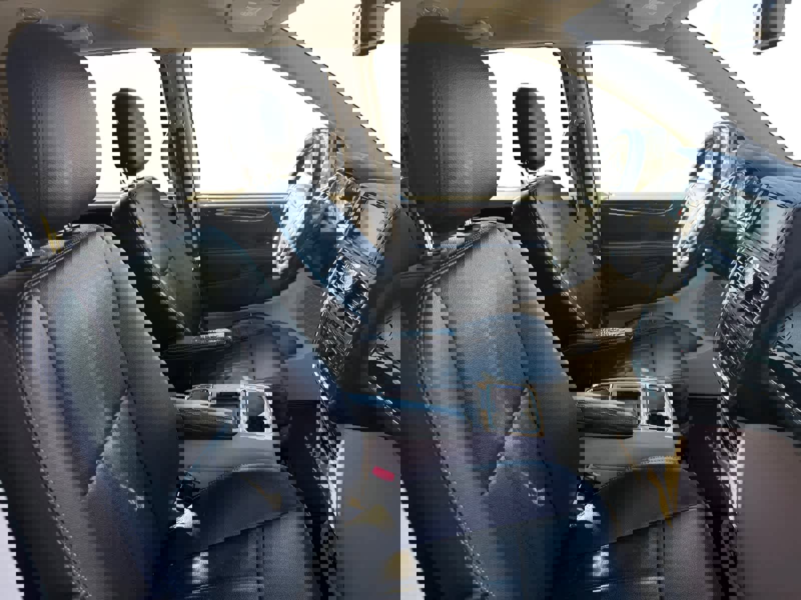 Used 2013 Chrysler Town & Country Touring image 15