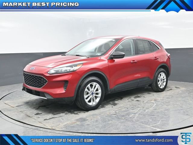 Used 2022 Ford Escape SE w/ Cold Weather Package image 1