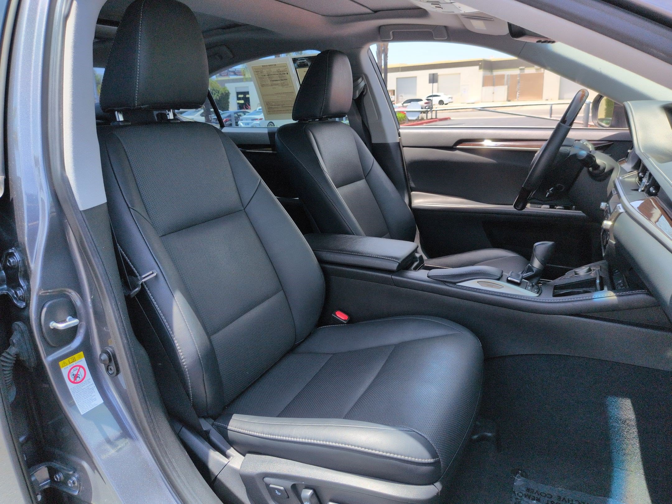 Used 2017 Lexus ES 350 w/ Navigation System Package FWD image 33