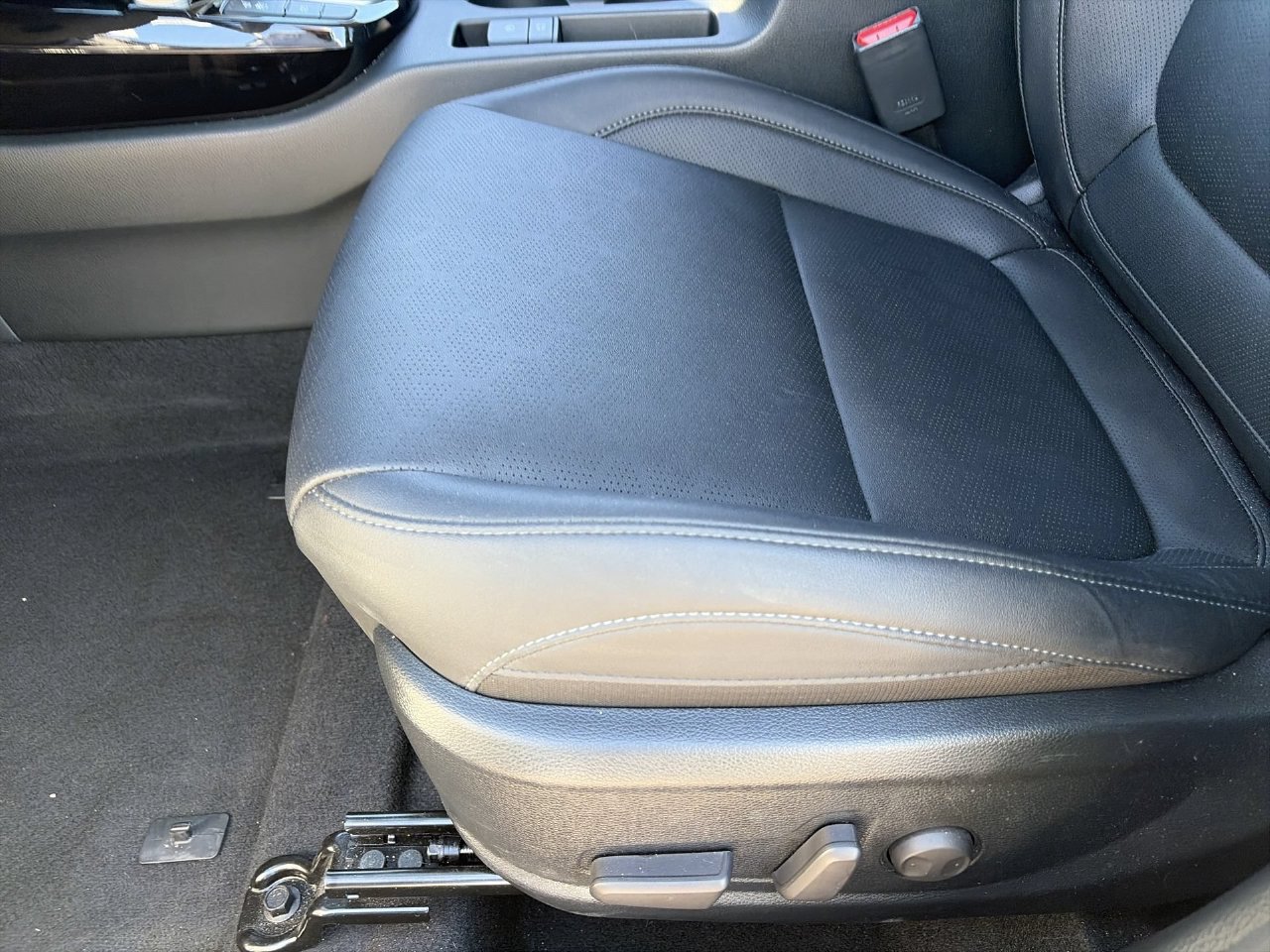 Used 2026 Kia Seltos SX w/ SX Sunroof Package AWD/4WD image 19