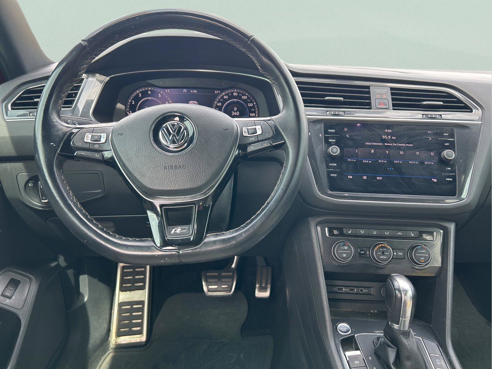 Used 2019 Volkswagen Tiguan SEL R-Line FWD image 23