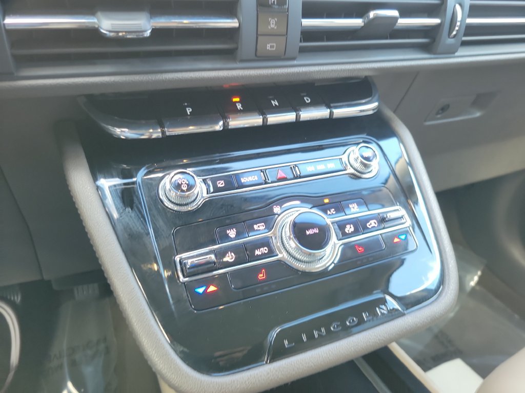Certified 2021 Lincoln Corsair FWD image 24
