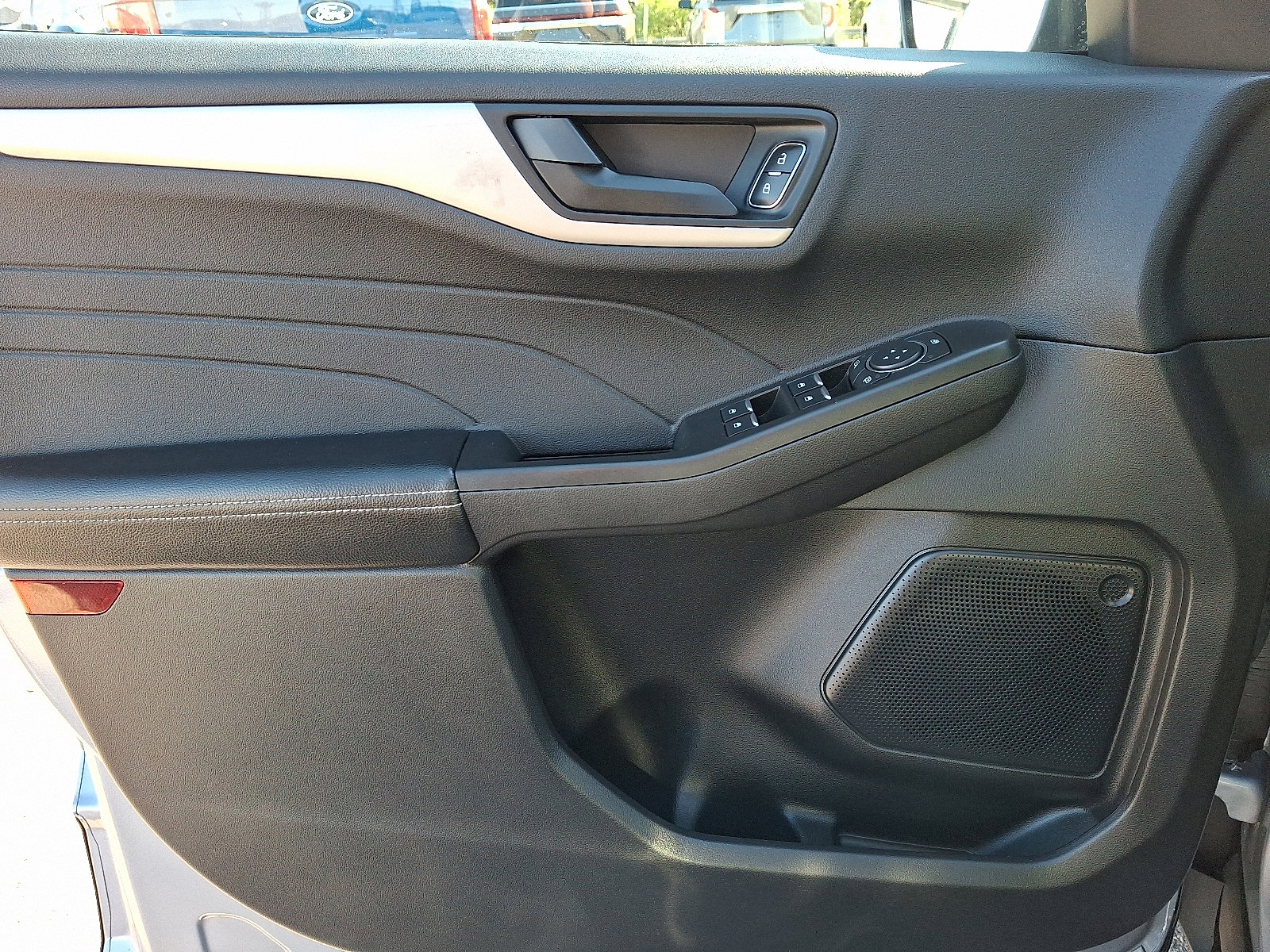 Certified 2022 Ford Escape SE w/ Convenience Package AWD/4WD image 12