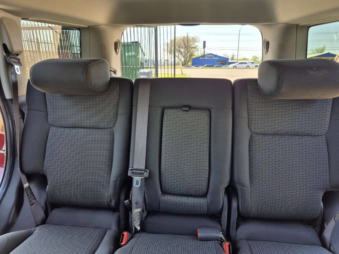 Used 2008 Jeep Commander Sport image 26