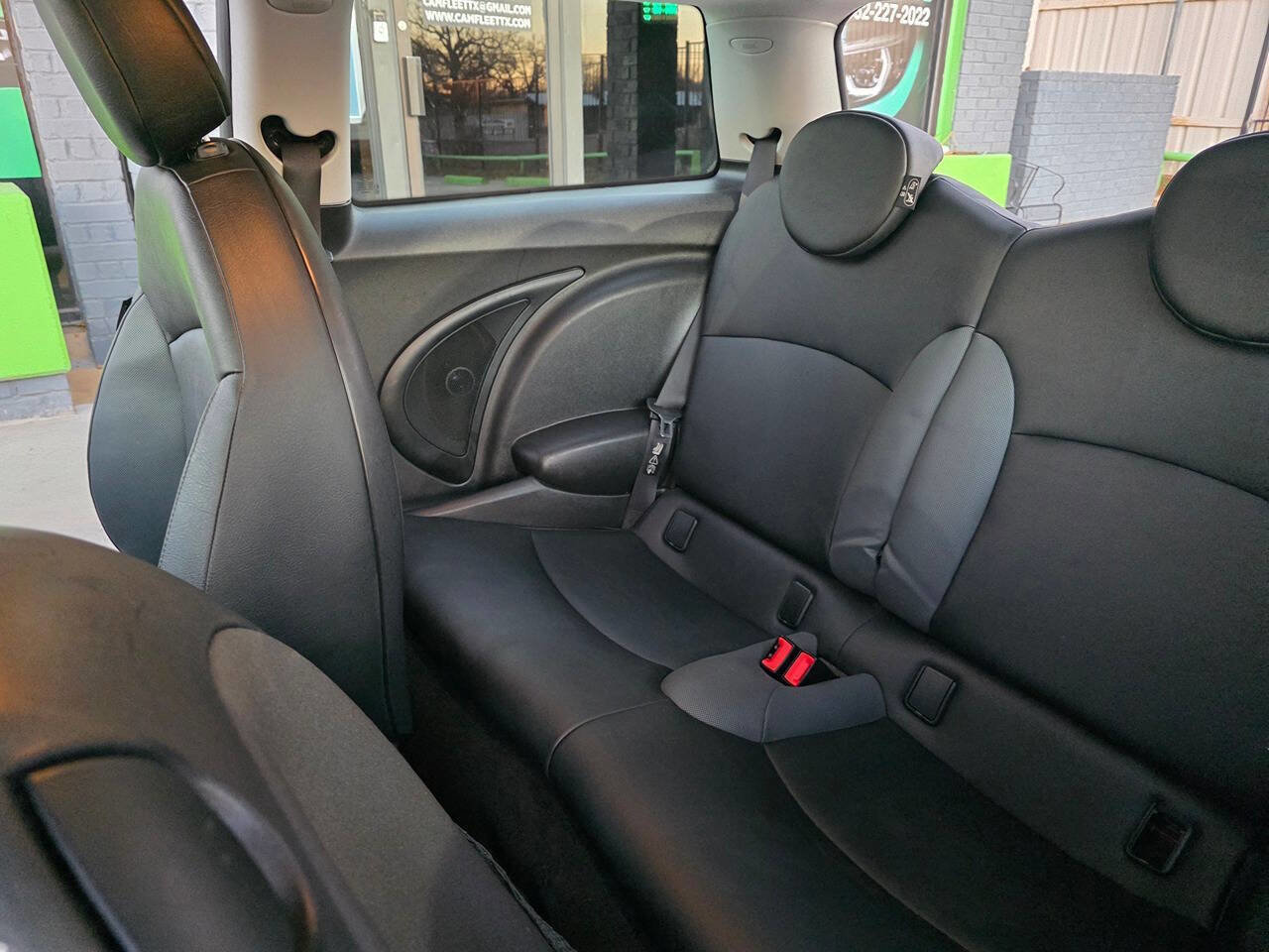 Used 2008 MINI Cooper Hardtop w/ Premium Pkg image 17