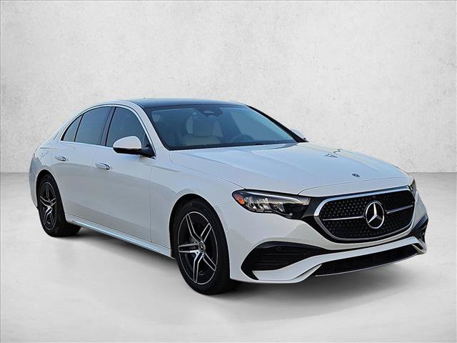 Used 2025 Mercedes-Benz E 450 4MATIC Sedan image 3