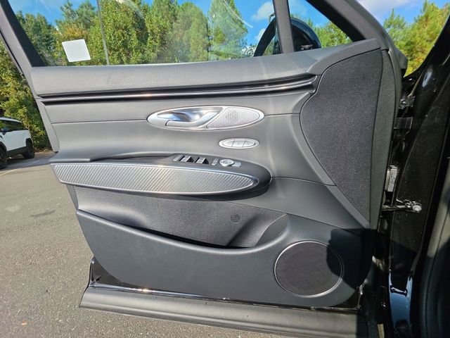 Used 2024 Genesis GV70 3.5T Sport image 41