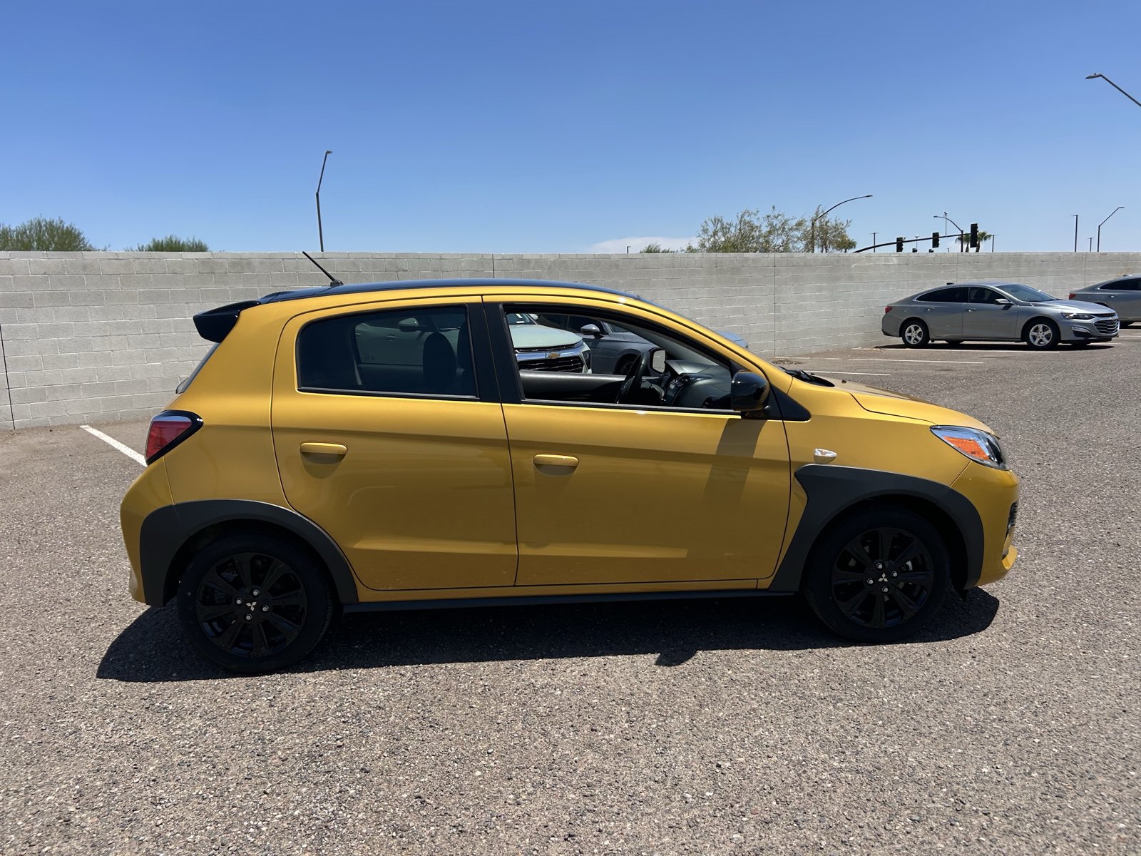 Used 2024 Mitsubishi Mirage Black Edition FWD image 6