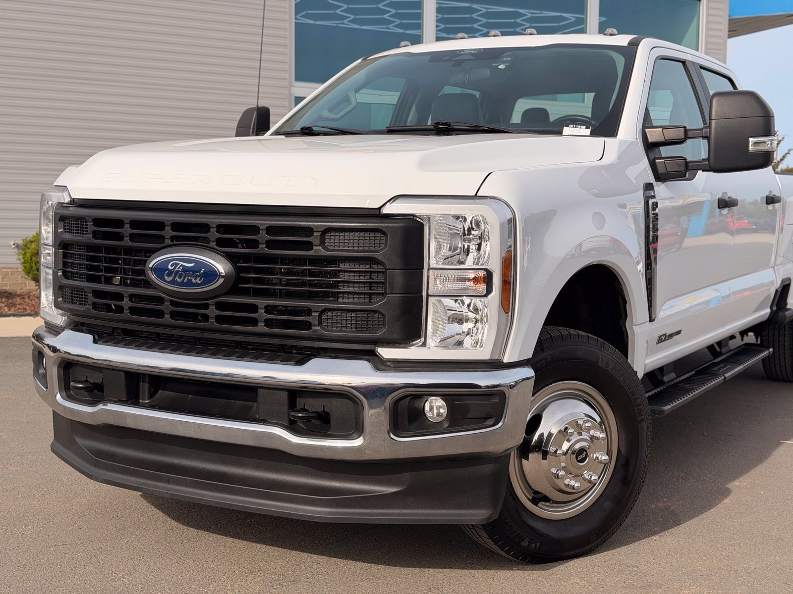 Used 2024 Ford F350 XL w/ XL Driver Assist Package AWD/4WD image 2