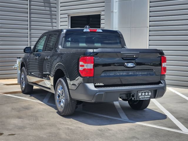 New 2026 Ford Maverick XLT w/ XLT Luxury Package FWD image 3