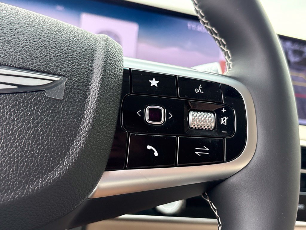 New 2027 Genesis GV70 2.5T Advanced AWD/4WD image 17