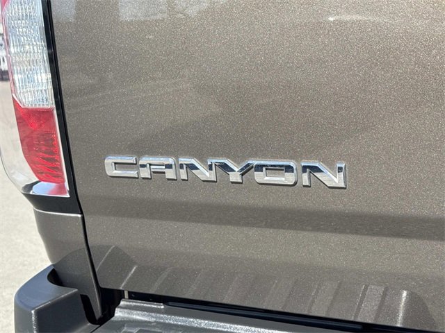 Used 2016 GMC Canyon SLE w/ SLE Convenience Package image 5