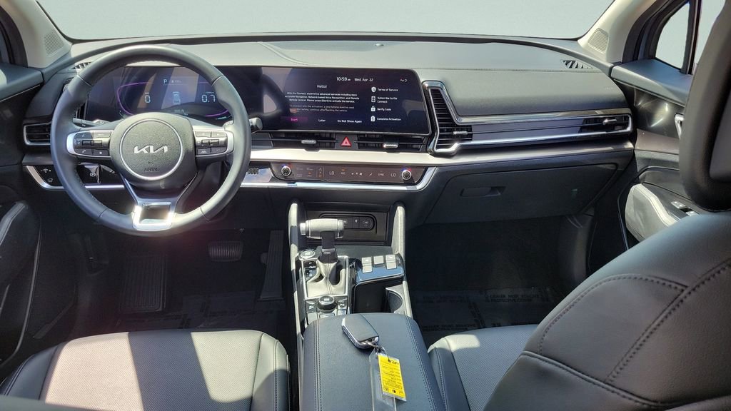 Used 2025 Kia Sportage EX w/ Premium Package image 11