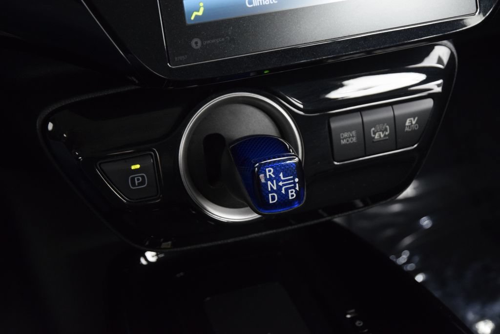 Used 2020 Toyota Prius Prime XLE FWD image 27