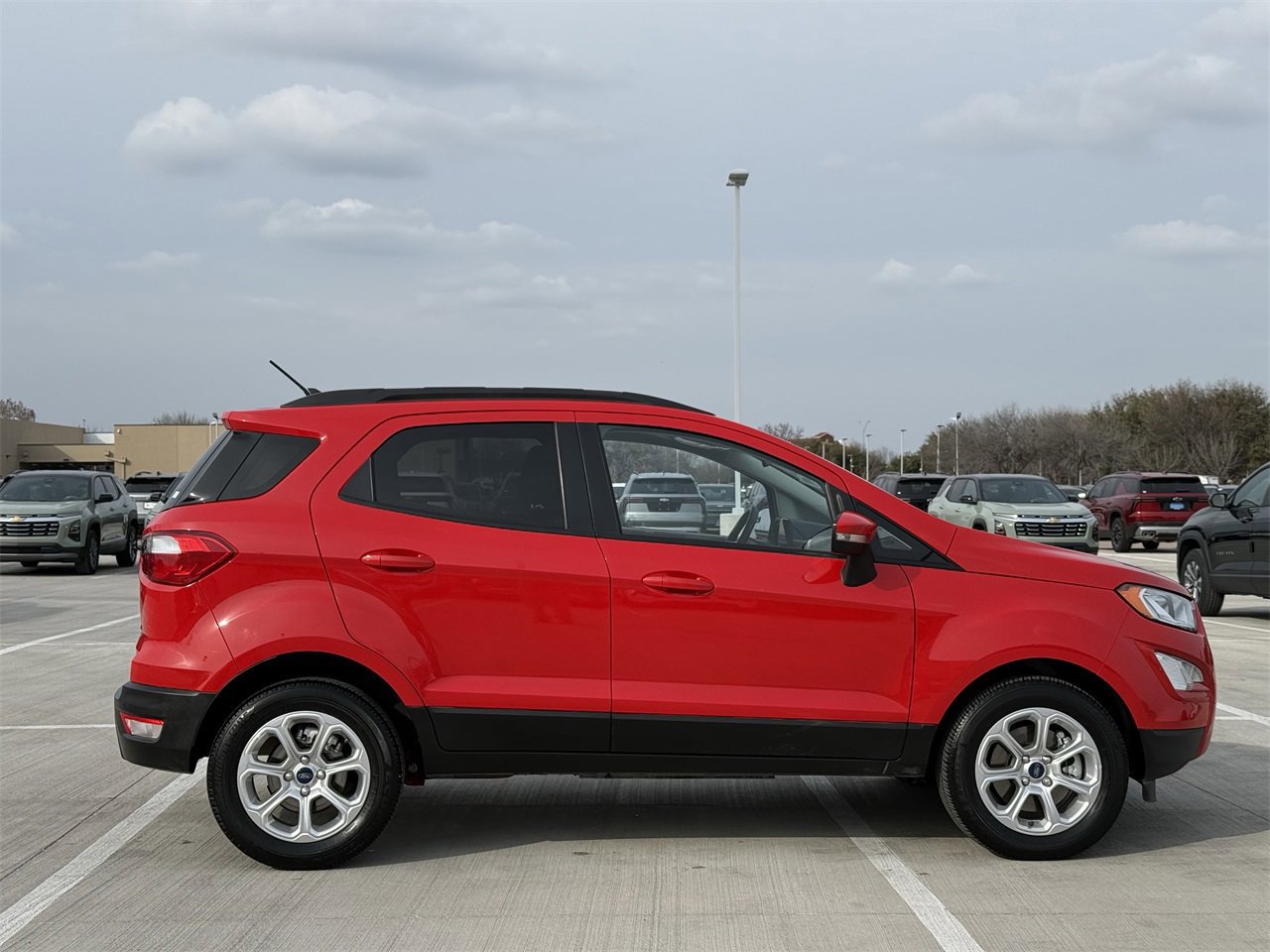 Used 2020 Ford EcoSport SE image 3