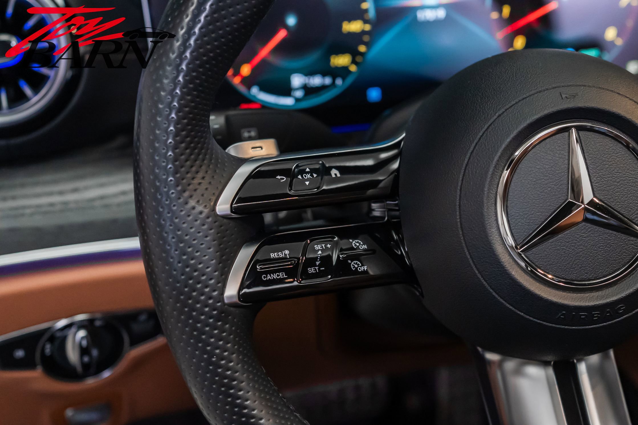 Used 2023 Mercedes-Benz E 450 4MATIC Cabriolet image 40