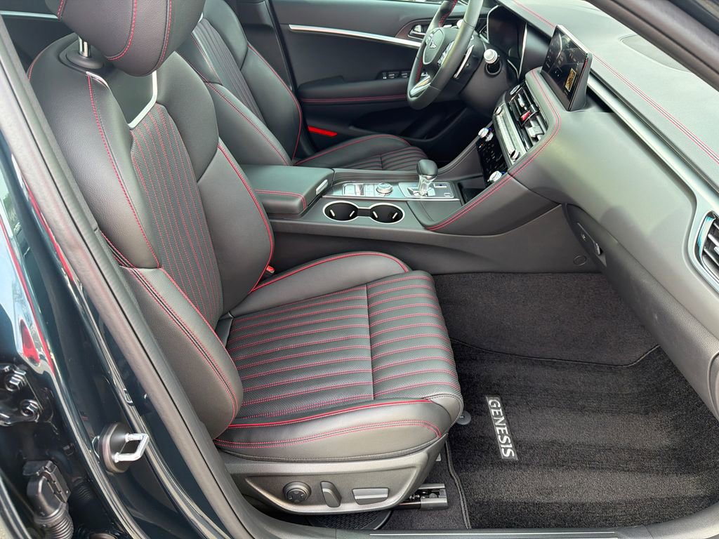 Used 2024 Genesis G70 3.3T Advanced image 13