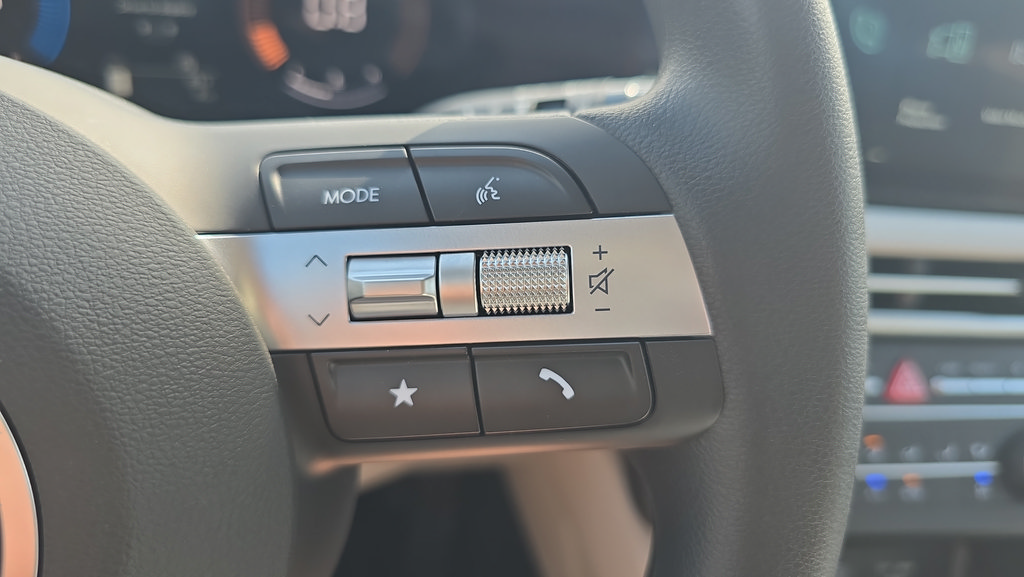 New 2026 Hyundai Tucson SE FWD image 24