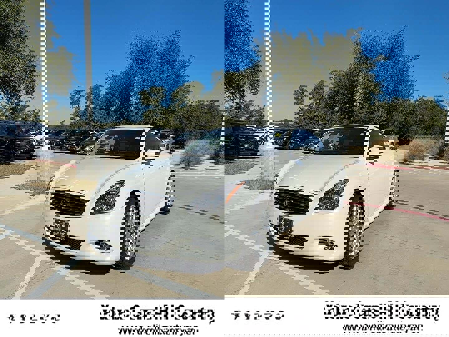 Used 2014 INFINITI Q60 Journey w/ Premium Package image 1