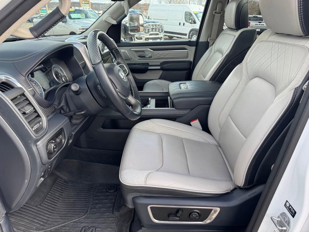 Used 2022 RAM 1500 Limited AWD/4WD image 12
