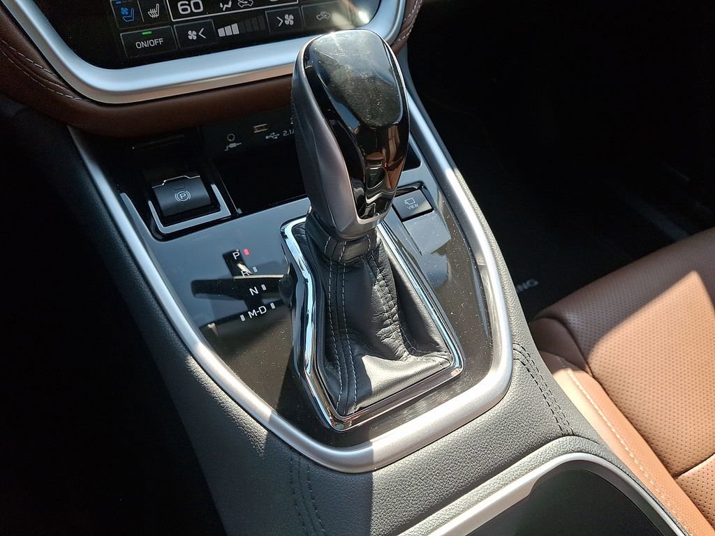 Used 2022 Subaru Outback Touring image 18