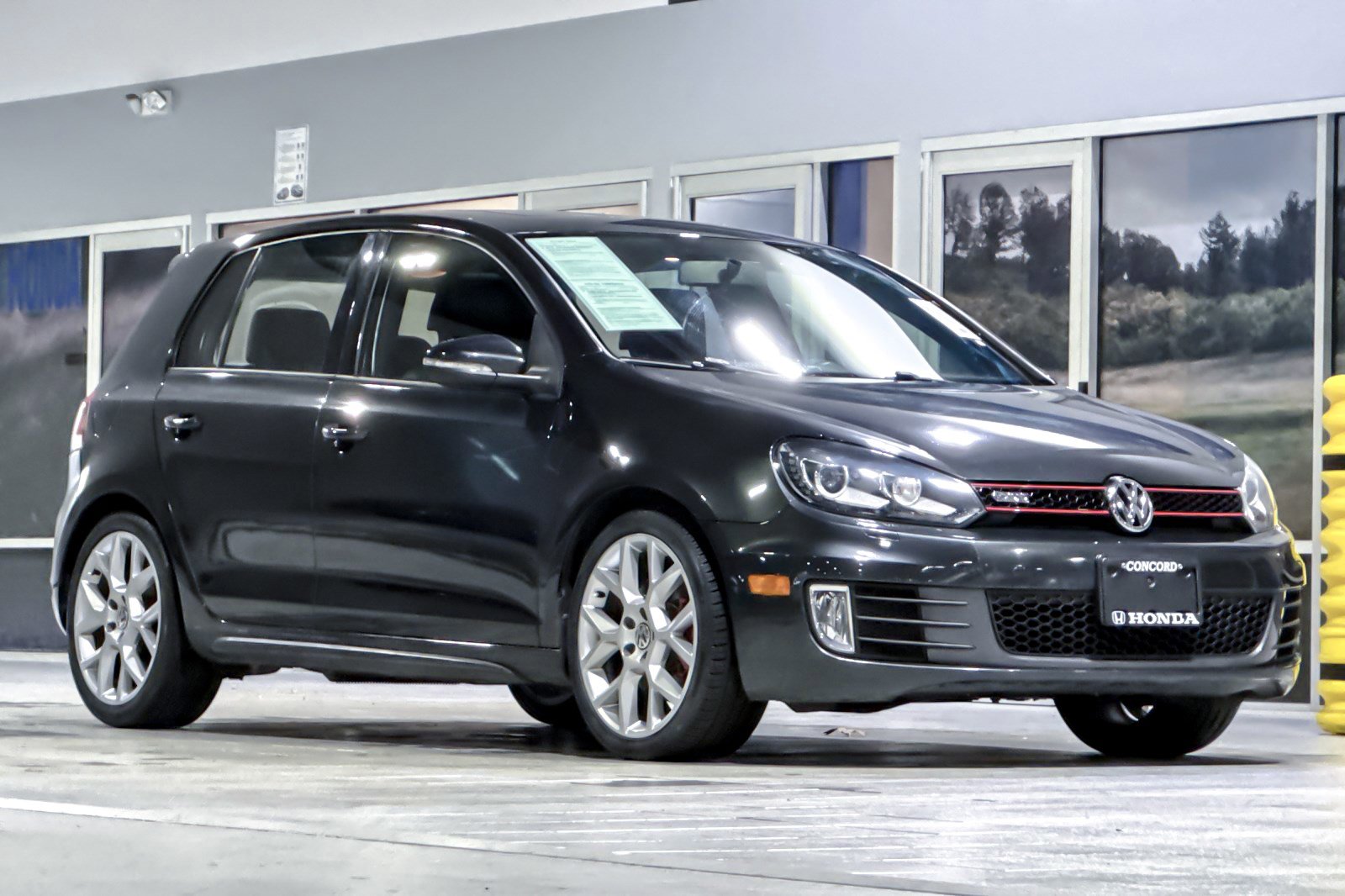 Used 2013 Volkswagen GTI Driver's Edition image 6