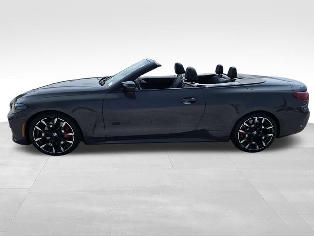 Used 2026 BMW M440i Convertible w/ Premium Package RWD image 4