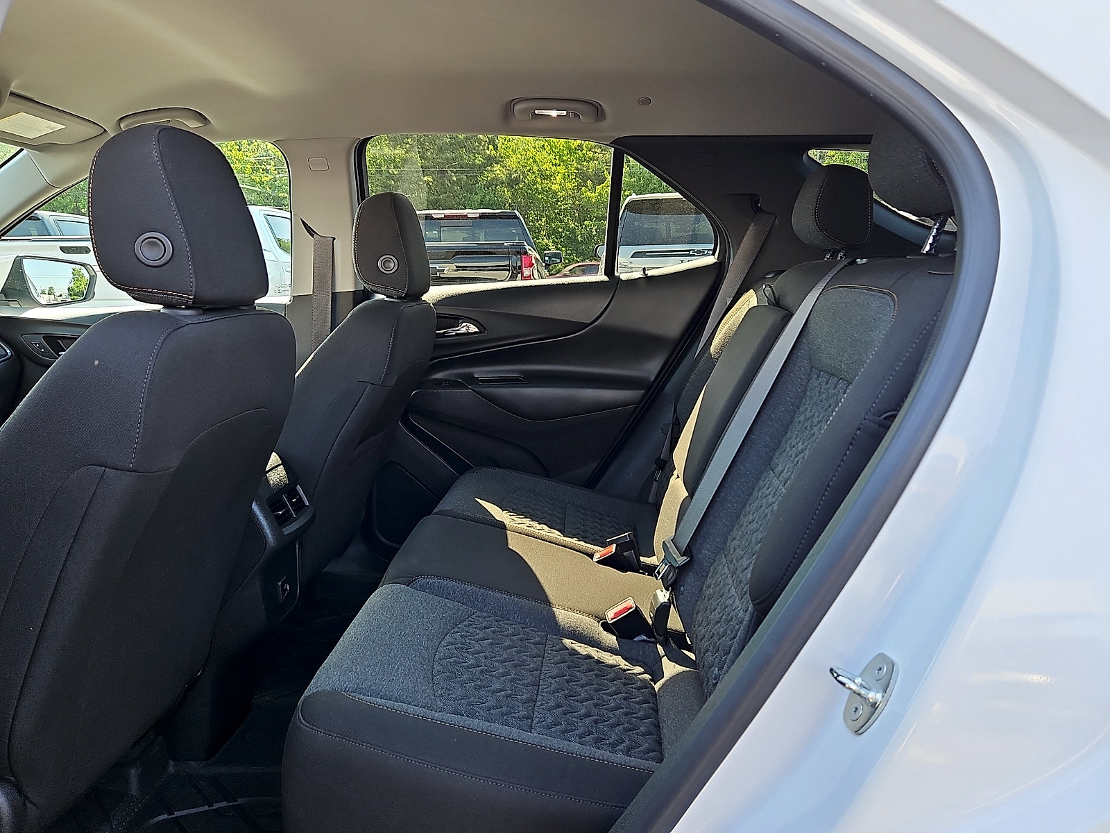Certified 2024 Chevrolet Equinox LT w/ LPO, Floor Liner Package AWD/4WD image 11