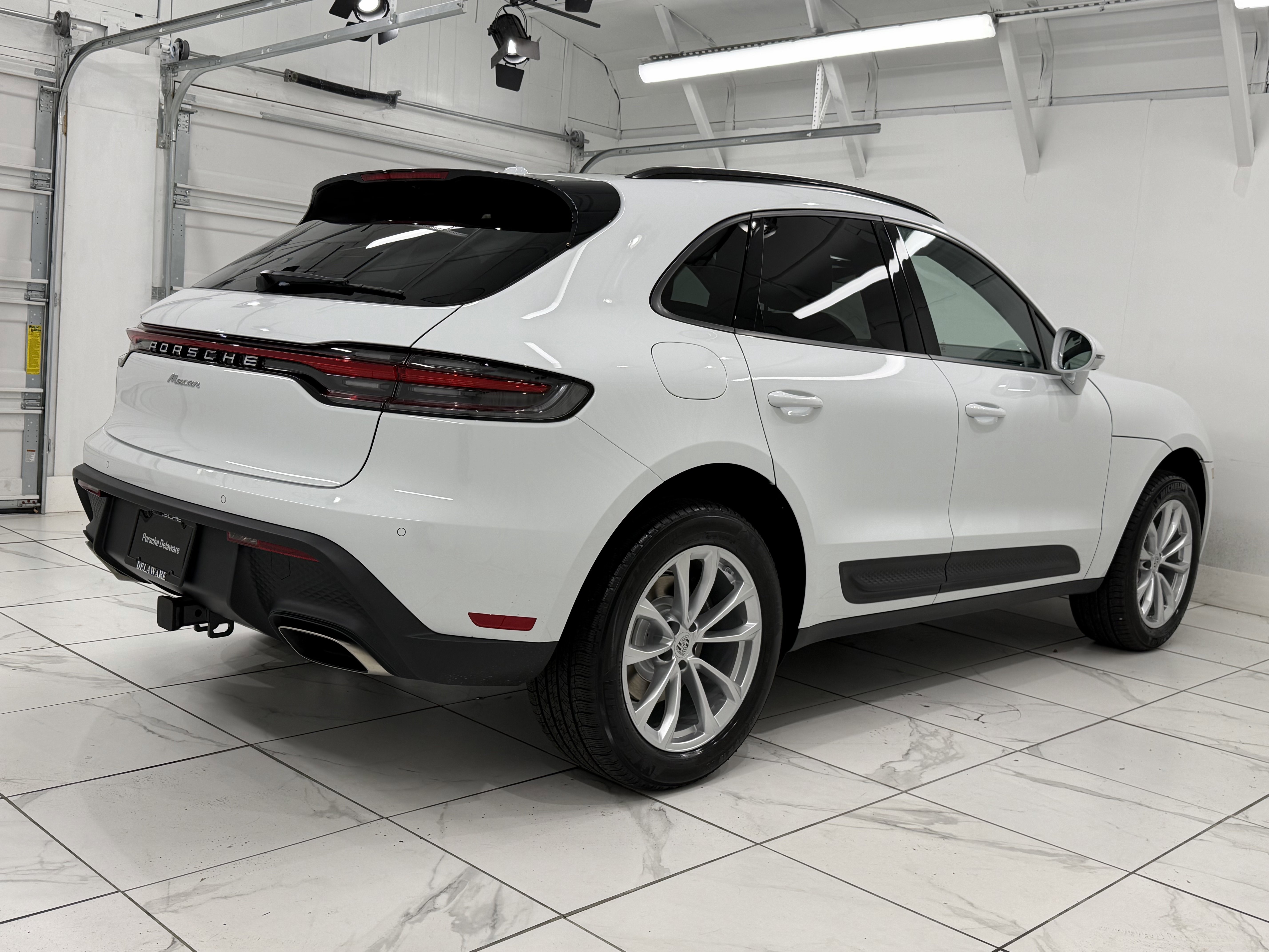 New 2026 Porsche Macan image 11