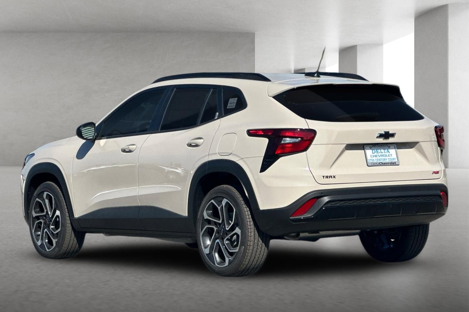 New 2026 Chevrolet Trax RS w/ Driver Confidence Package image 6