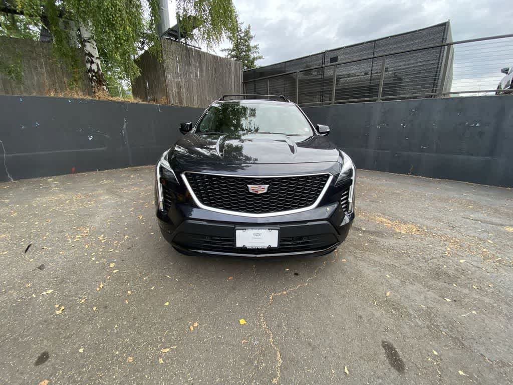Used 2023 Cadillac XT4 Sport w/ Cold Weather Package AWD/4WD image 9