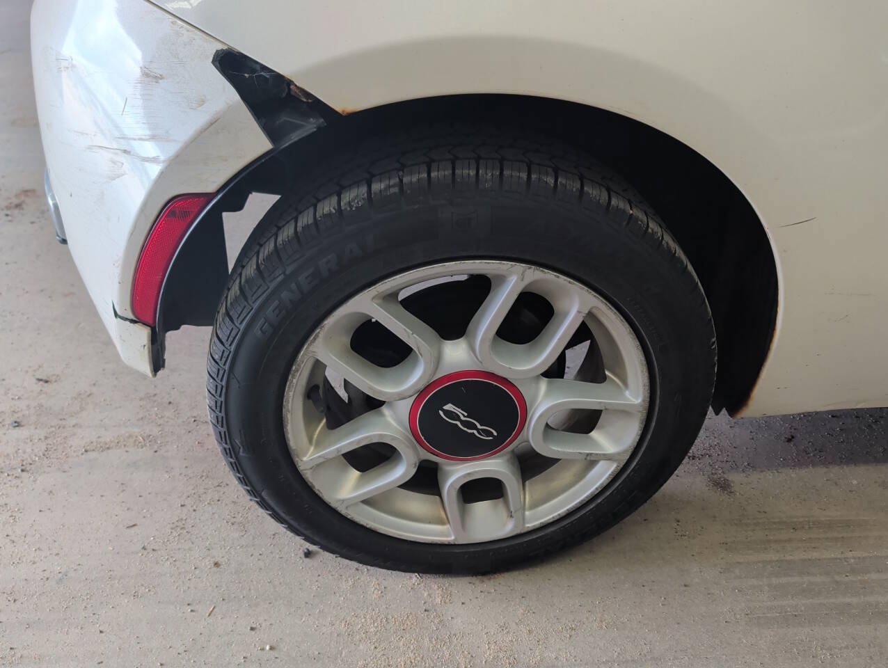 Used 2012 FIAT 500 Pop FWD image 11