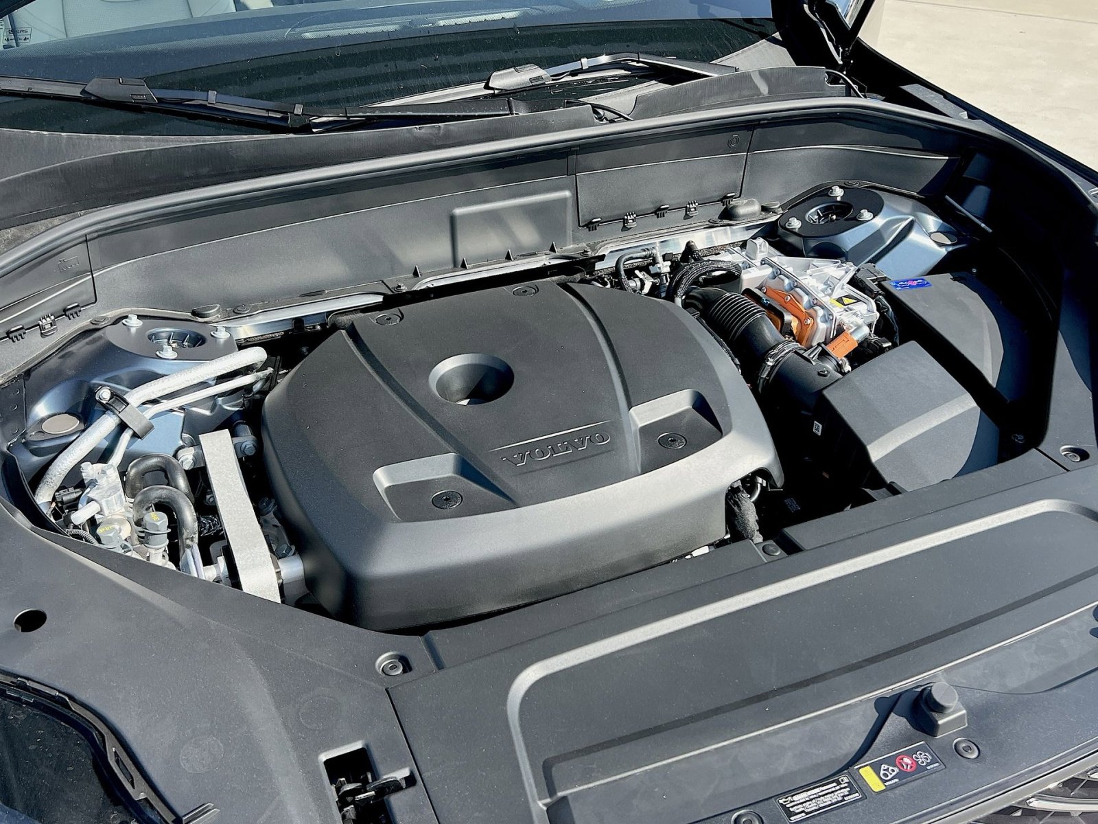 New 2026 Volvo XC90 T8 Ultra image 29