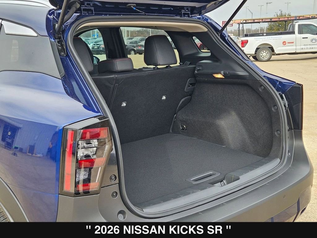 New 2026 Nissan Kicks SR image 28