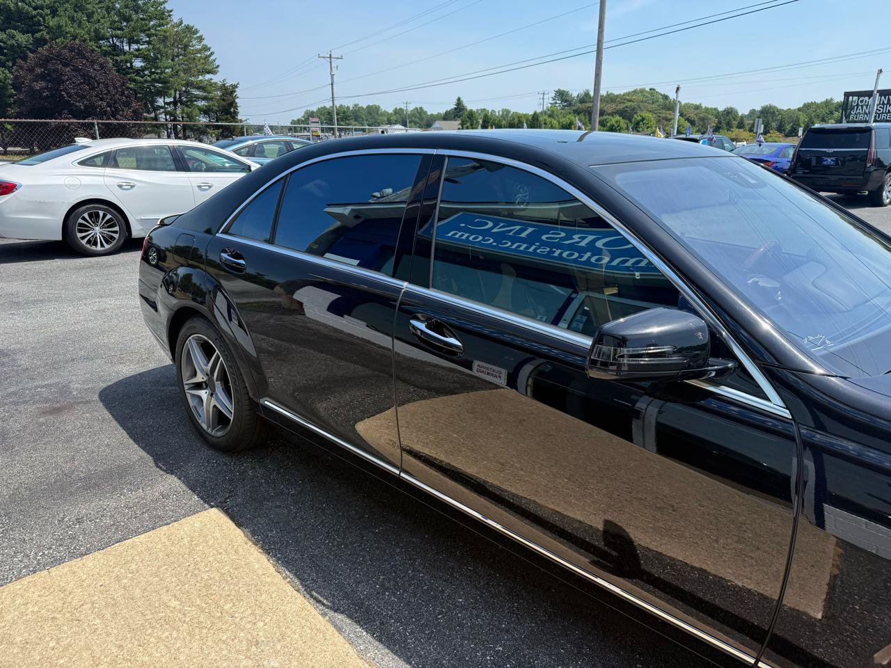 Used 2011 Mercedes-Benz S 550 4MATIC image 6