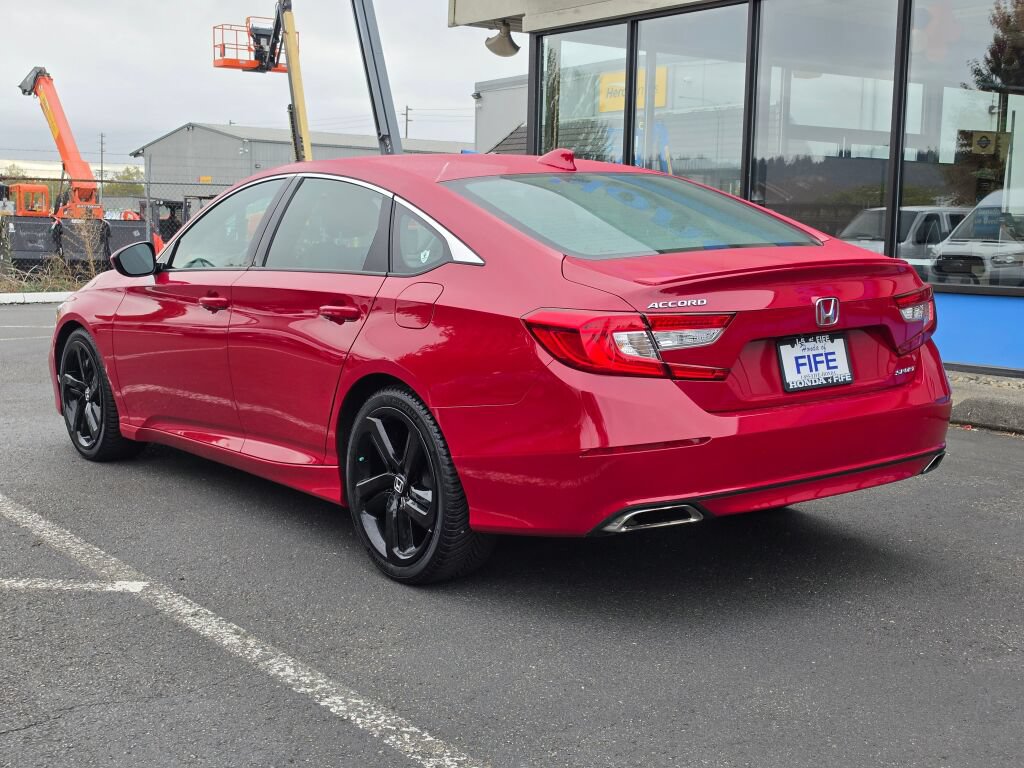 Certified 2018 Honda Accord Sport image 3