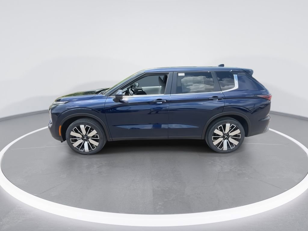 New 2025 Mitsubishi Outlander SE image 5