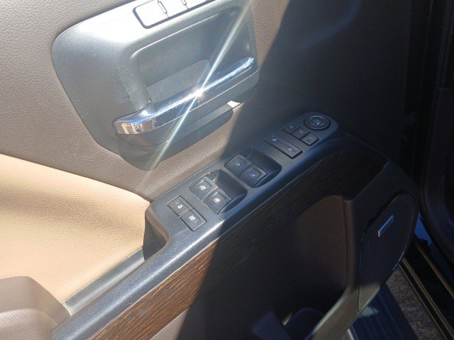 Used 2018 GMC Sierra 1500 Denali w/ Denali Ultimate Package image 12