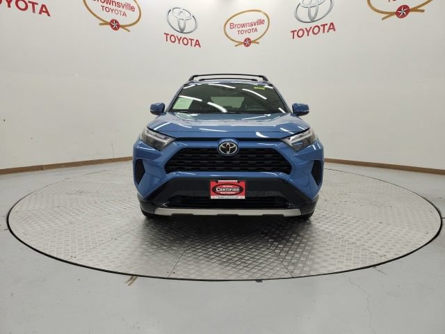 Certified 2025 Toyota RAV4 SE AWD/4WD image 4