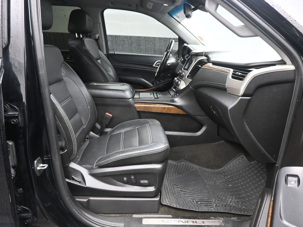 Used 2018 GMC Yukon Denali image 10