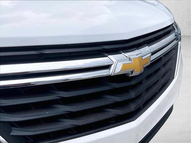 Used 2023 Chevrolet Equinox LS w/ Driver Confidence II Package FWD image 29